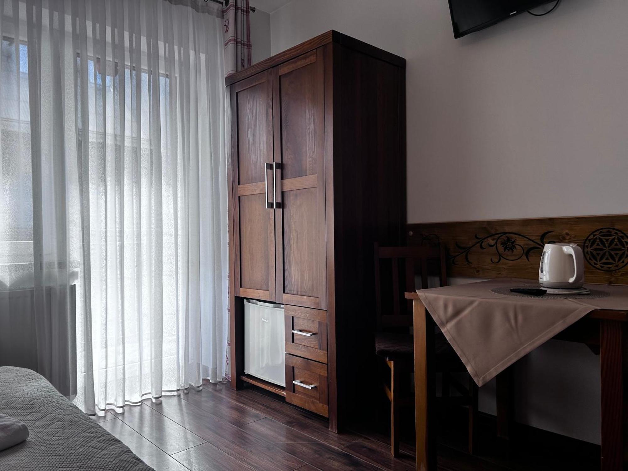 Willa Pod Reglami Male Ciche Sauna & Jacuzzi エクステリア 写真